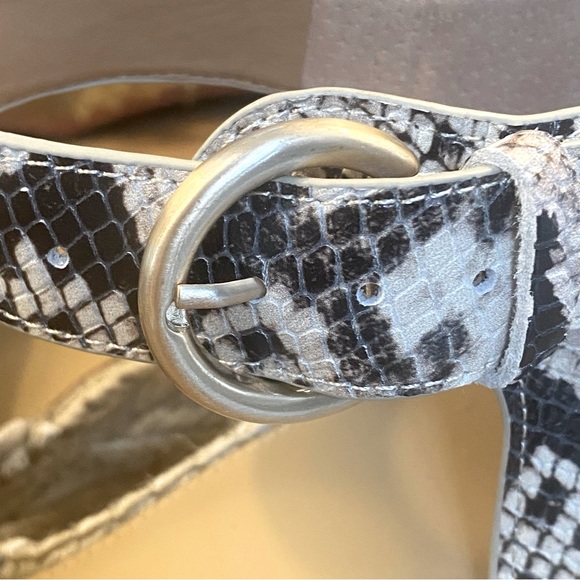 Marc Fisher Faux Snake Skin Women’s Wedge Espadrille Size 9 - Picture 7 of 12